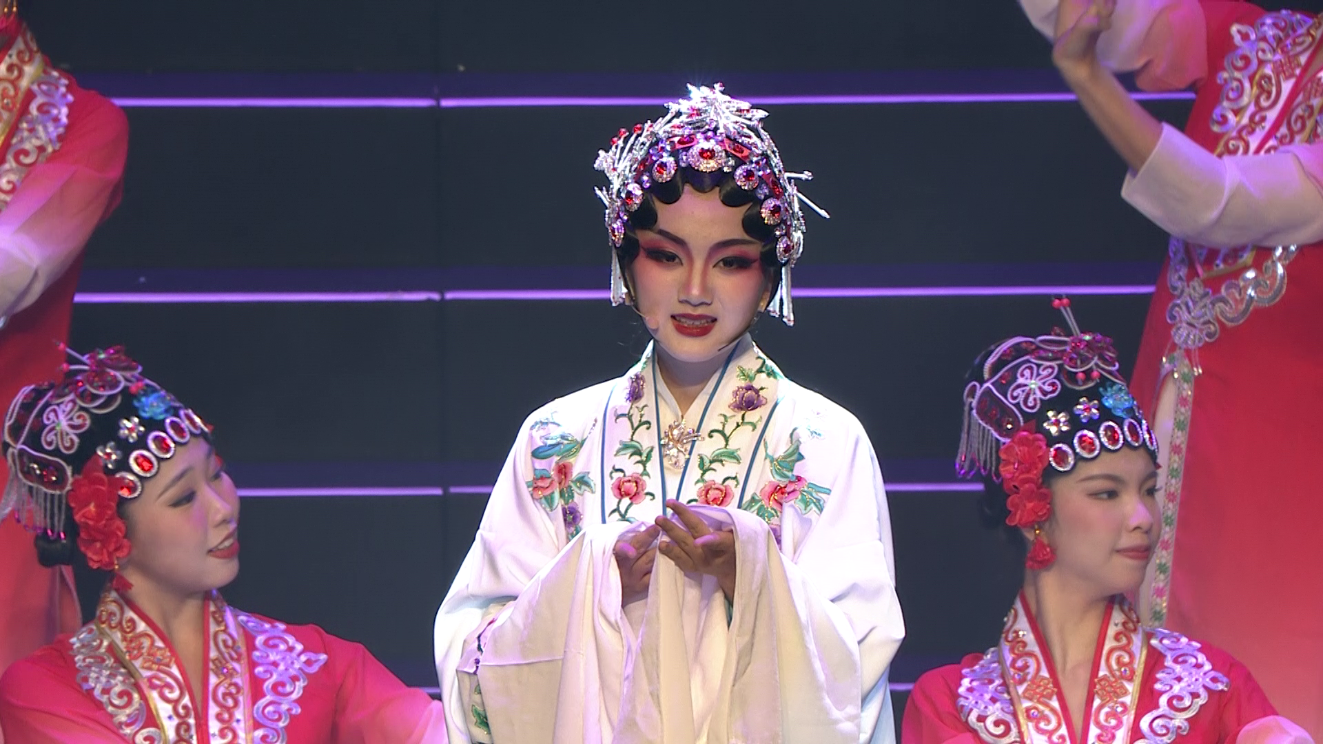 {{brizy_dc_image_alt imageSrc=